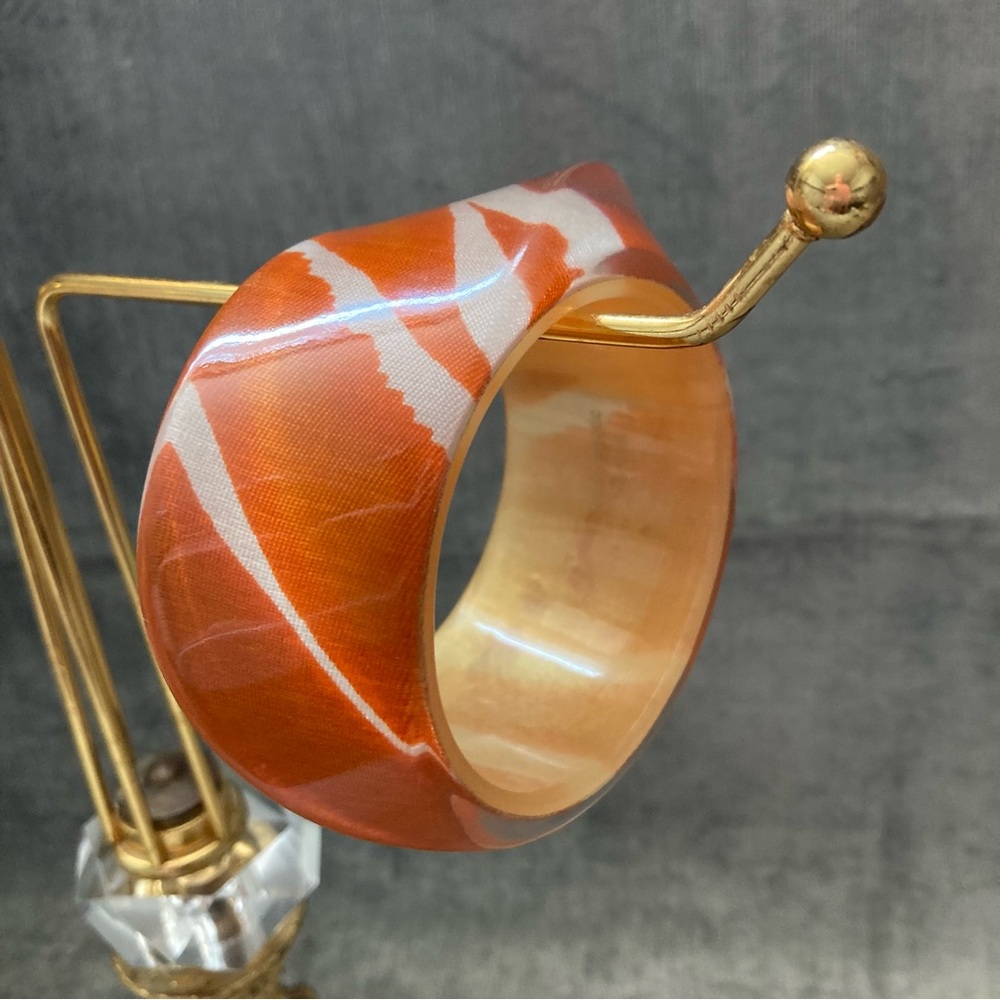 Kate Spade New York Pop Art Resin and Lucite Bangle Orange & White Fabric